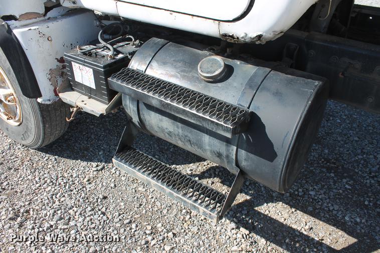 image for item DB5131 1973 Mack RL600L water truck