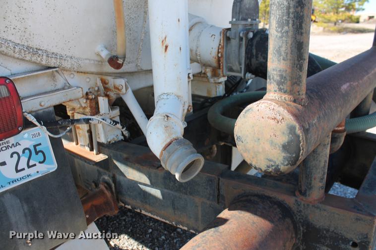 image for item DB5131 1973 Mack RL600L water truck