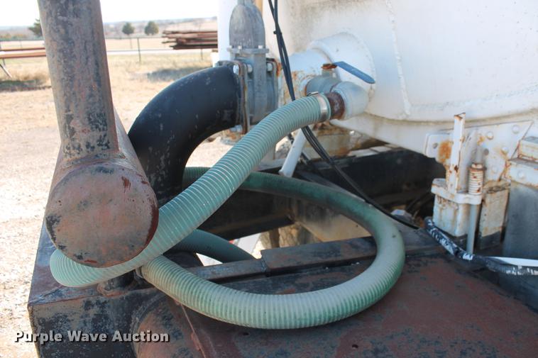 image for item DB5131 1973 Mack RL600L water truck