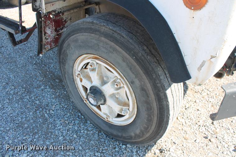 image for item DB5131 1973 Mack RL600L water truck