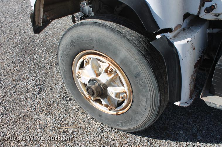 image for item DB5131 1973 Mack RL600L water truck