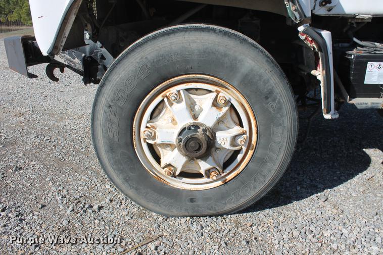 image for item DB5131 1973 Mack RL600L water truck