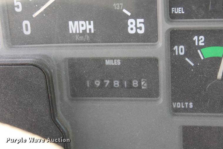 image for item DB5132 1996 International 4700 truck with Vermeer tree spade