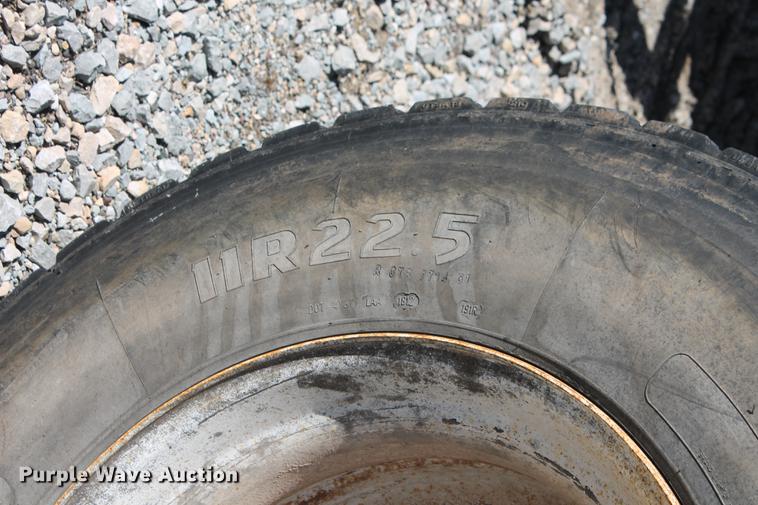 image for item DB5132 1996 International 4700 truck with Vermeer tree spade