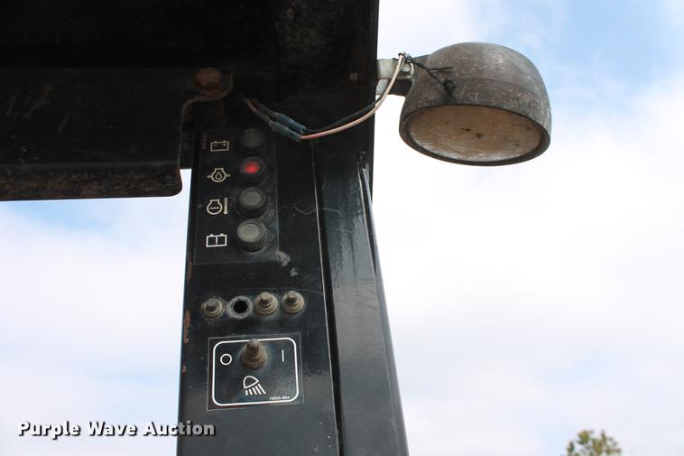 image for item DB5135 1999 Vermeer D50X100A Navigator directional drill