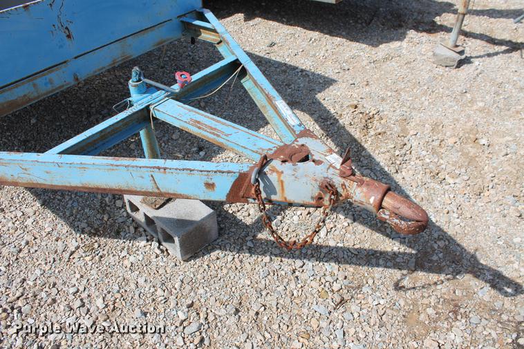 image for item DB5138 Man hole concrete form with utility trailer