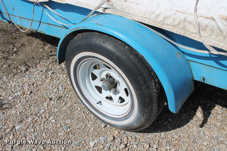 image for item DB5138 Man hole concrete form with utility trailer