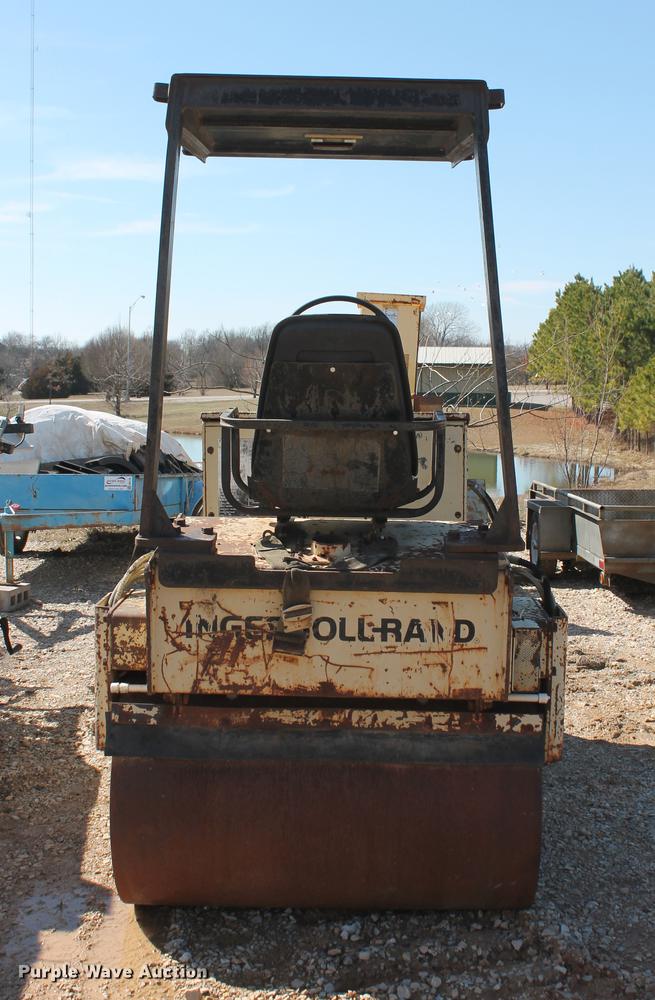 image for item DB5139 1990 Ingersoll Rand DD-25 double drum roller