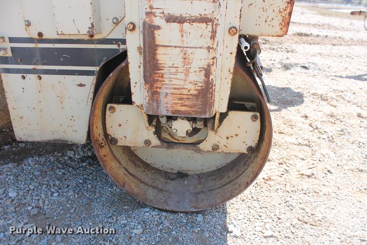 image for item DB5139 1990 Ingersoll Rand DD-25 double drum roller