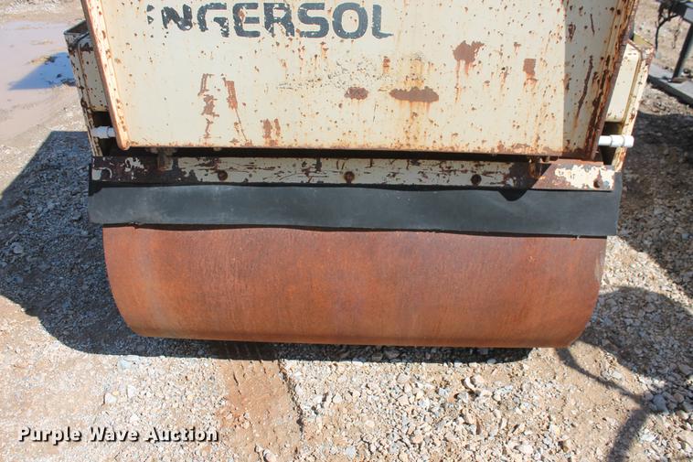 image for item DB5139 1990 Ingersoll Rand DD-25 double drum roller