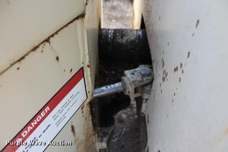 image for item DB5139 1990 Ingersoll Rand DD-25 double drum roller