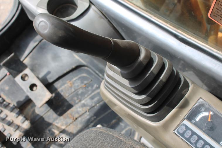 image for item DB5141 2005 Case CX225SR excavator