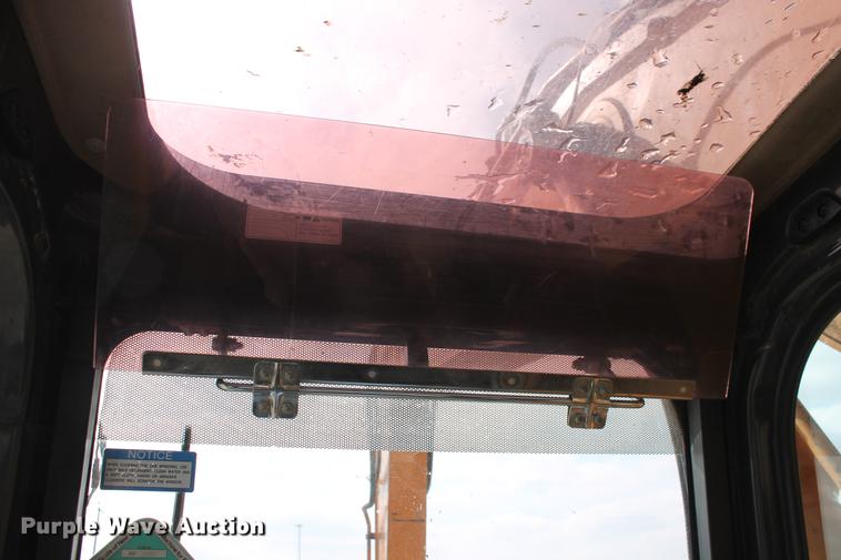 image for item DB5141 2005 Case CX225SR excavator