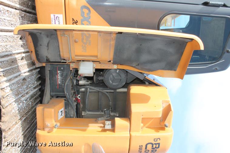 image for item DB5141 2005 Case CX225SR excavator