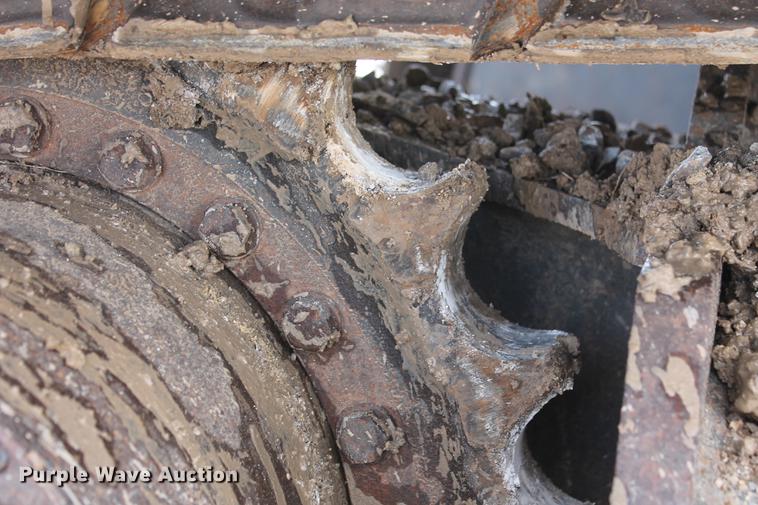 image for item DB5141 2005 Case CX225SR excavator