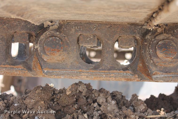 image for item DB5141 2005 Case CX225SR excavator