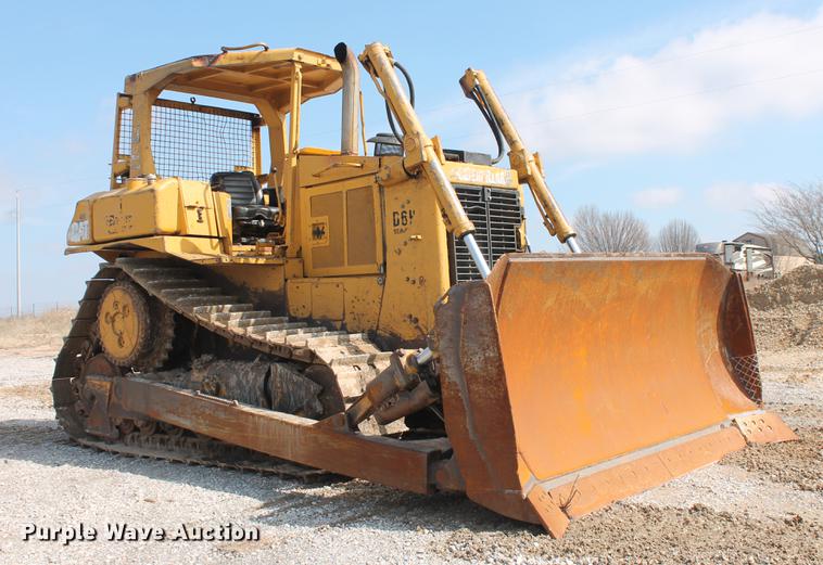 image for item DB5142 1990 Caterpillar D6H Series II dozer
