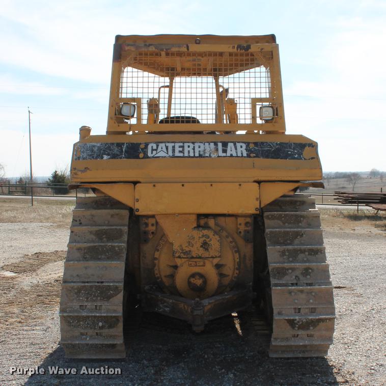 image for item DB5142 1990 Caterpillar D6H Series II dozer