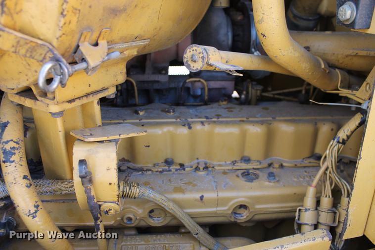 image for item DB5142 1990 Caterpillar D6H Series II dozer