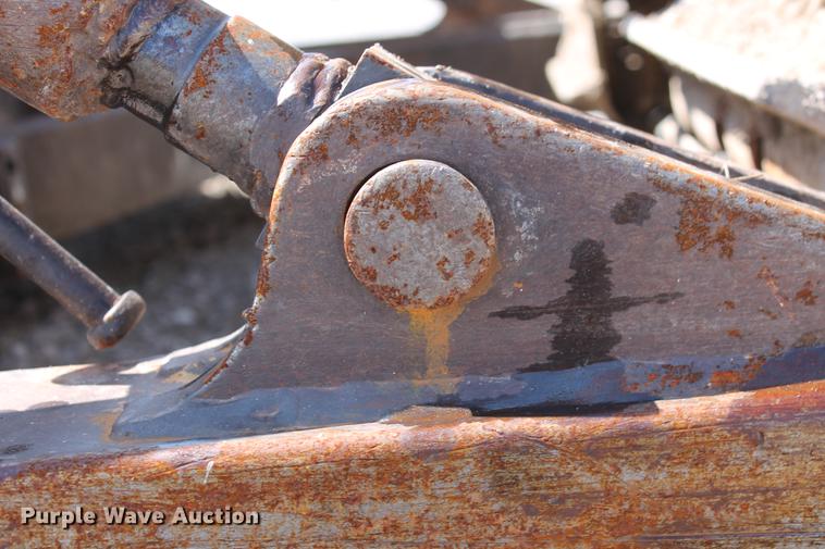 image for item DB5142 1990 Caterpillar D6H Series II dozer