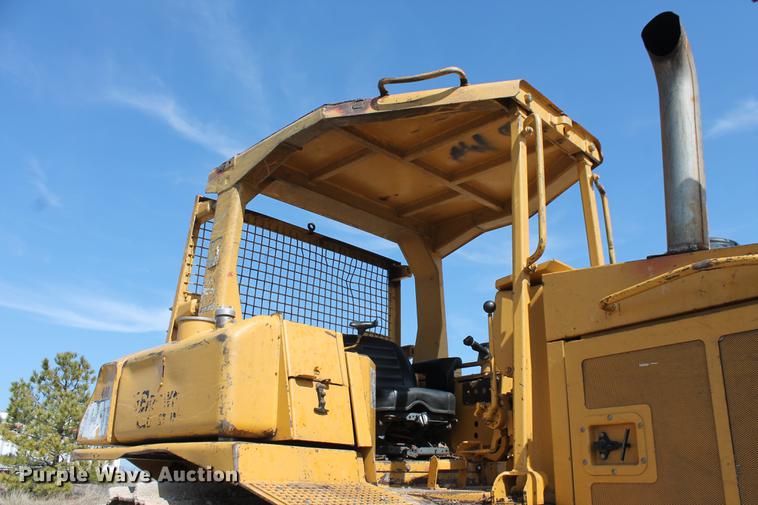 image for item DB5142 1990 Caterpillar D6H Series II dozer