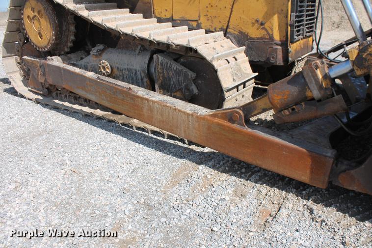 image for item DB5142 1990 Caterpillar D6H Series II dozer