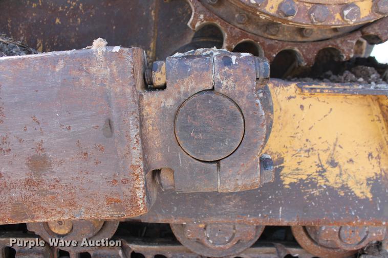 image for item DB5142 1990 Caterpillar D6H Series II dozer