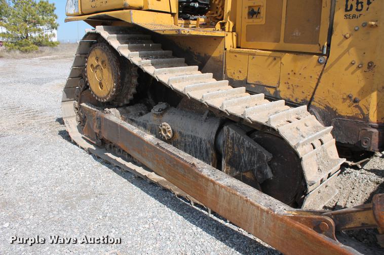 image for item DB5142 1990 Caterpillar D6H Series II dozer