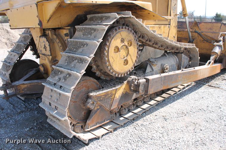 image for item DB5142 1990 Caterpillar D6H Series II dozer