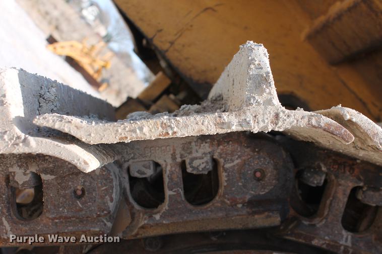 image for item DB5142 1990 Caterpillar D6H Series II dozer