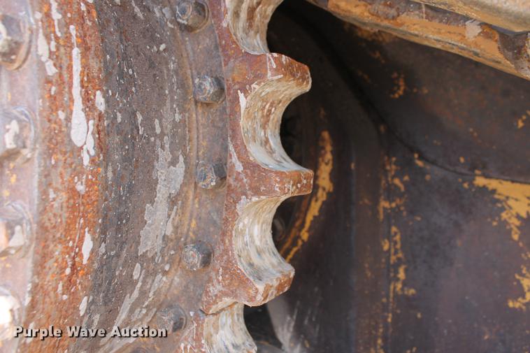 image for item DB5142 1990 Caterpillar D6H Series II dozer