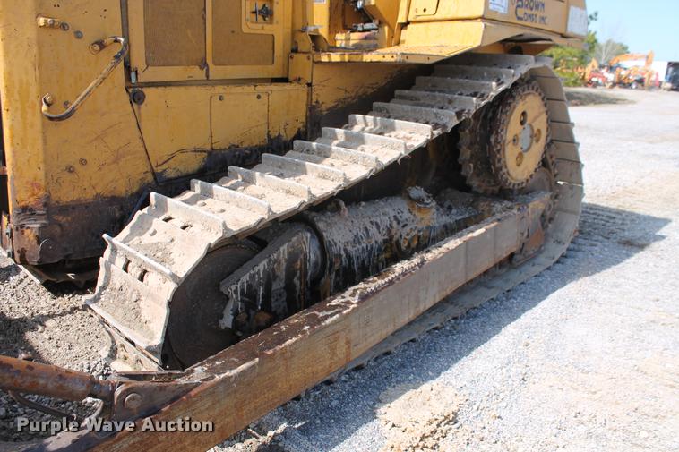 image for item DB5142 1990 Caterpillar D6H Series II dozer