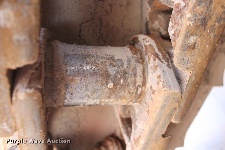 image for item DB5142 1990 Caterpillar D6H Series II dozer