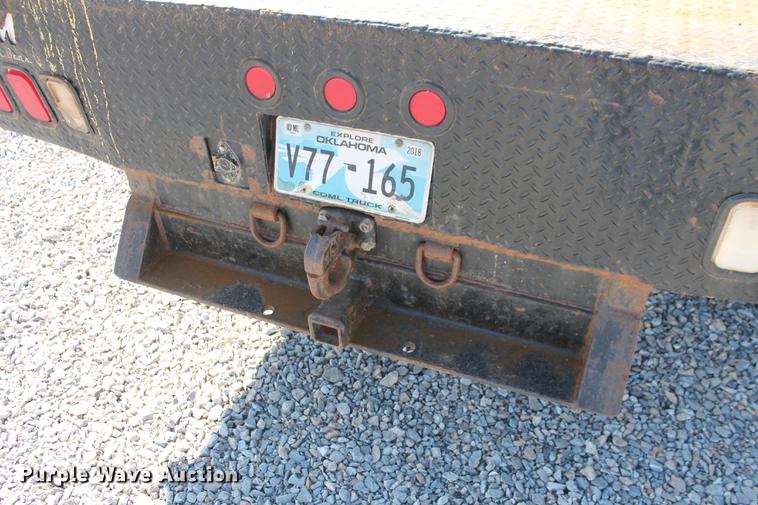 image for item DB5143 2001 Ford F350 Super Duty XL Crew Cab flatbed pickup truck