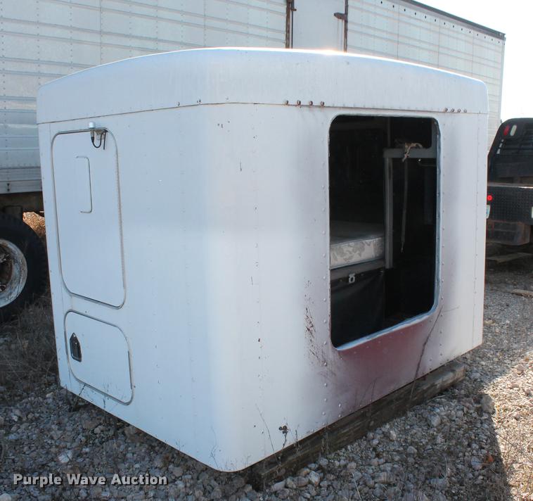 image for item DB5145 Kenworth T600 sleeper