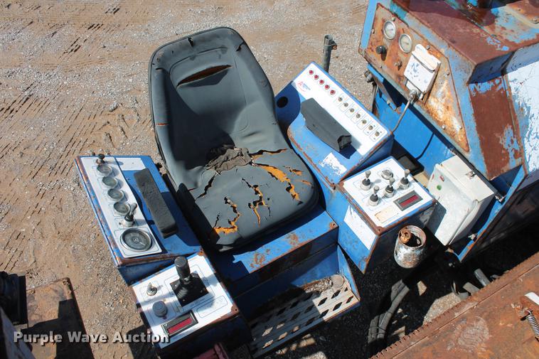 image for item DB5146 2000 American Augers DD-4 directional drill