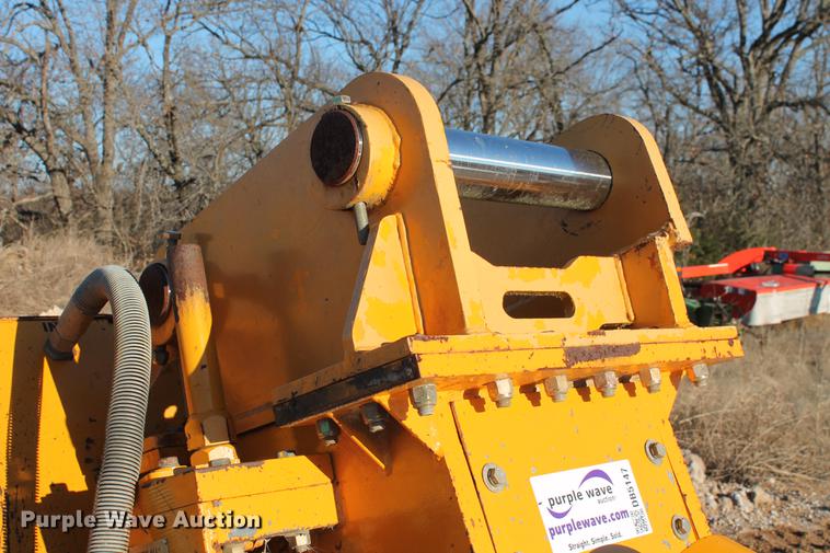 image for item DB5147 Crush-all CR75 impact crusher