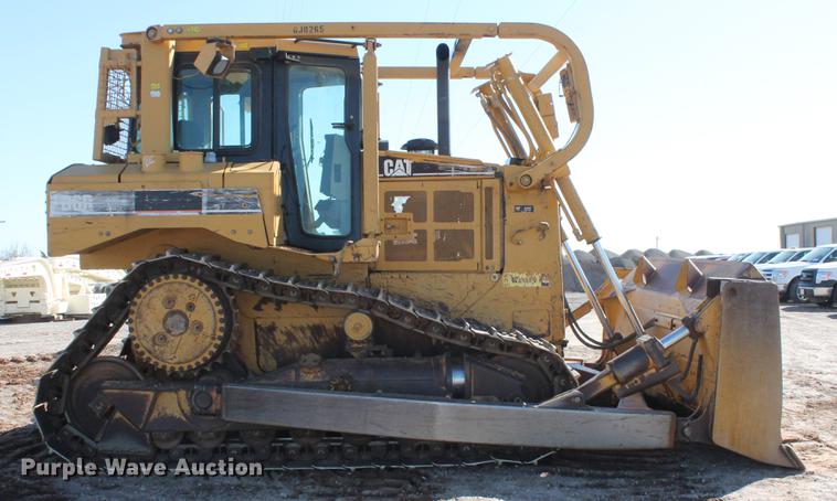 image for item DB5167 2006 Caterpillar D6R XL Series III dozer