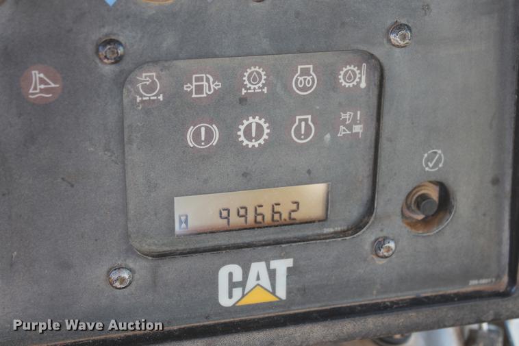 image for item DB5167 2006 Caterpillar D6R XL Series III dozer