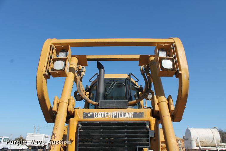 image for item DB5167 2006 Caterpillar D6R XL Series III dozer