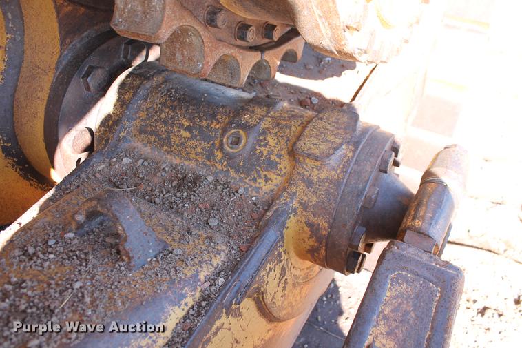 image for item DB5167 2006 Caterpillar D6R XL Series III dozer