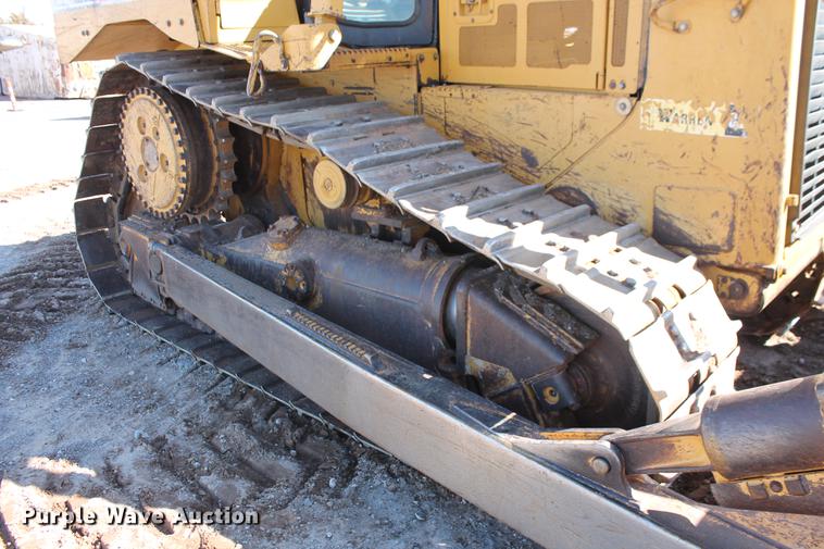 image for item DB5167 2006 Caterpillar D6R XL Series III dozer