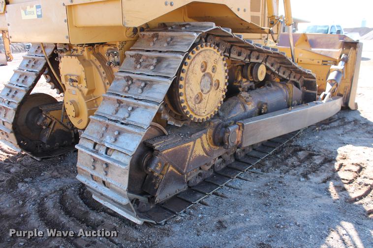 image for item DB5167 2006 Caterpillar D6R XL Series III dozer