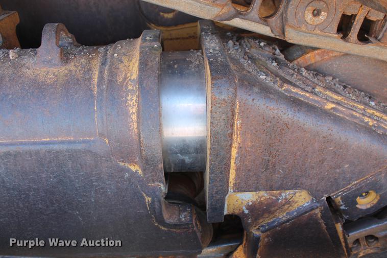 image for item DB5167 2006 Caterpillar D6R XL Series III dozer