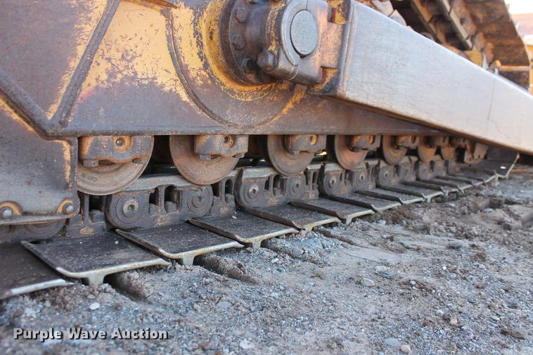 image for item DB5167 2006 Caterpillar D6R XL Series III dozer