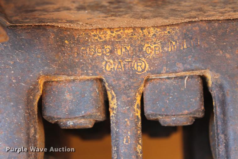 image for item DB5167 2006 Caterpillar D6R XL Series III dozer