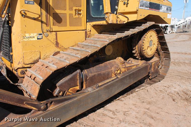 image for item DB5167 2006 Caterpillar D6R XL Series III dozer