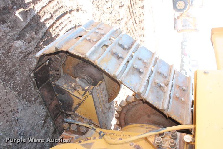 image for item DB5167 2006 Caterpillar D6R XL Series III dozer