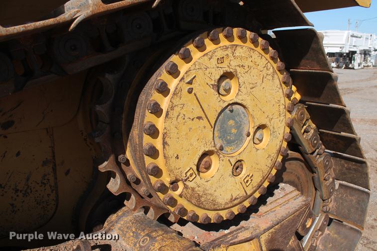 image for item DB5167 2006 Caterpillar D6R XL Series III dozer