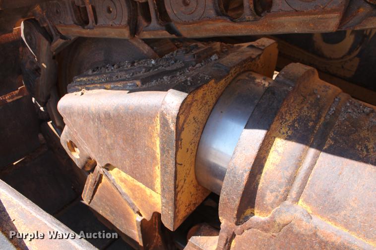 image for item DB5167 2006 Caterpillar D6R XL Series III dozer